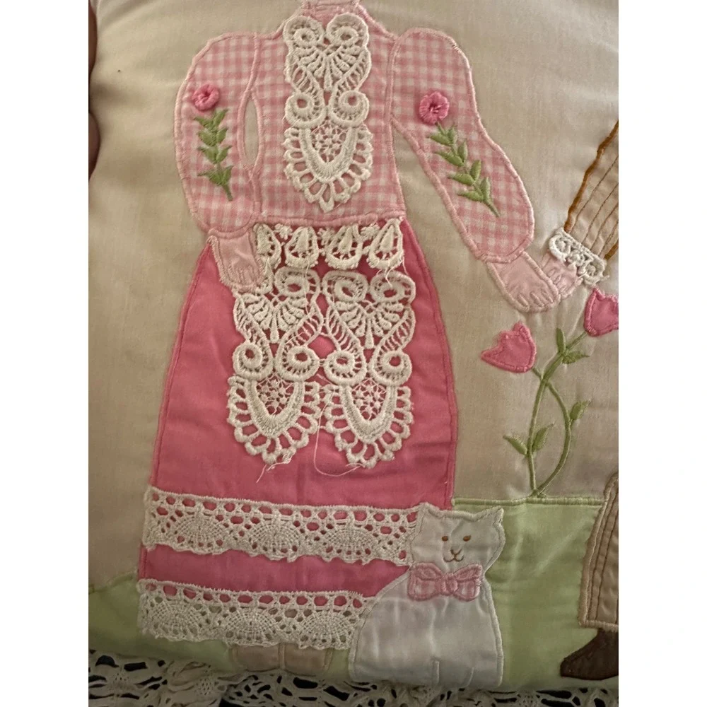 Vintage House of Hatten Applique Pillow Folk Art Victorian Couple Lace‎ 13x13